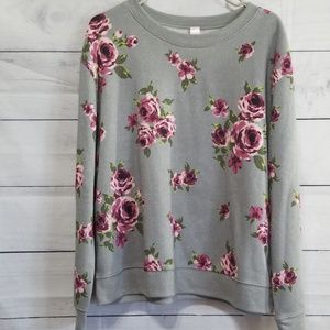 Tops - Super cute sweatshirt Tops - Super cute sweatshirt